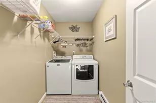 4 Macintosh Ln, Selden, NY 11784 - Photo 17