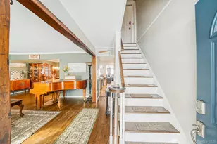 47 Grover Ln, East Northport, NY 11731 - Photo 5