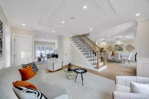 49 Anvil Ln, Levittown, NY 11756 - Photo 9