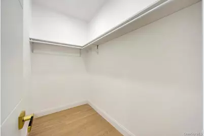 49 Anvil Lane, Levittown, NY 11756 - Photo 29