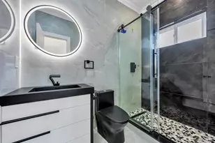 49 Anvil Ln, Levittown, NY 11756 - Photo 31