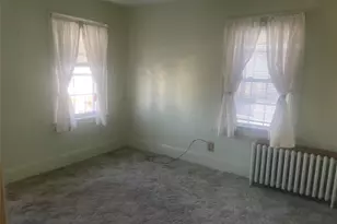 22 Eton St, Valley Stream, NY 11581 - Photo 15