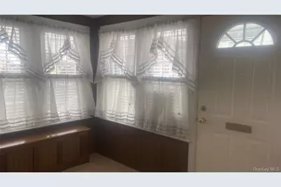 22 Eton Street, Valley Stream, NY 11581 - Photo 3