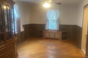 22 Eton St, Valley Stream, NY 11581 - Photo 9