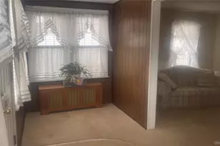 22 Eton St, Valley Stream, NY 11581 - Photo 11