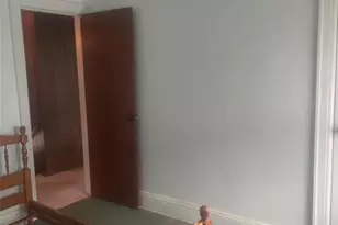 22 Eton St, Valley Stream, NY 11581 - Photo 23