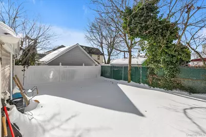 19410 Nashville Boulevard, Springfield Gardens, NY 11413 - Photo 25