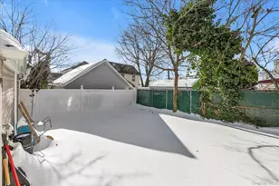 194-10 Nashville Blvd, Springfield Gardens, NY 11413 - Photo 25