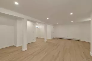 194-10 Nashville Blvd, Springfield Gardens, NY 11413 - Photo 21