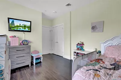 622 Marina Pointe Drive #622, East Rockaway, NY 11518 - Photo 19