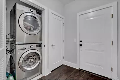 622 Marina Pointe Drive #622, East Rockaway, NY 11518 - Photo 23