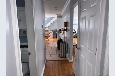 223 Audley Court S, Copiague, NY 11726 - Photo 7