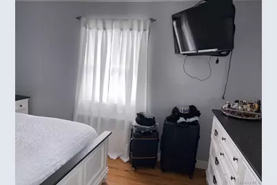 223 Audley Court S, Copiague, NY 11726 - Photo 5