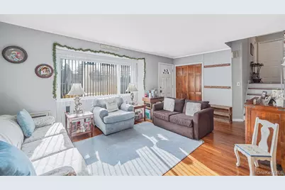 7 Marlowe Place, Greenlawn, NY 11740 - Photo 9