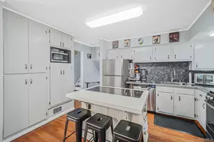 7 Marlowe Pl, Greenlawn, NY 11740 - Photo 13