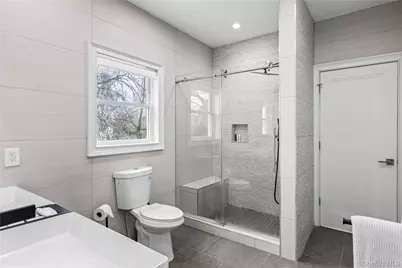 717 W Montauk Highway, Bay Shore, NY 11706 - Photo 35