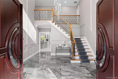 717 W Montauk Highway, Bay Shore, NY 11706 - Photo 5