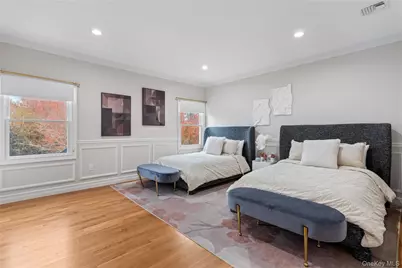 717 W Montauk Highway, Bay Shore, NY 11706 - Photo 29