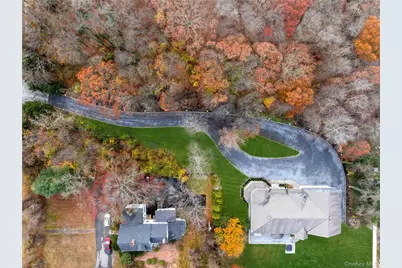 717 W Montauk Highway, Bay Shore, NY 11706 - Photo 3