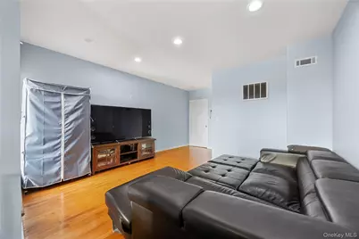 2881 Cropsey Avenue #3A, Brooklyn, NY 11214 - Photo 15