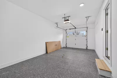 199 Salem Road, East Hills, NY 11577 - Photo 21