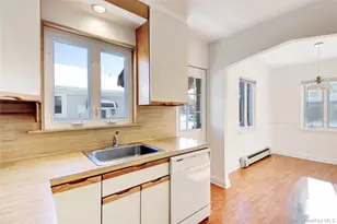 814 Benris Ave, Franklin Square, NY 11010 - Photo 11