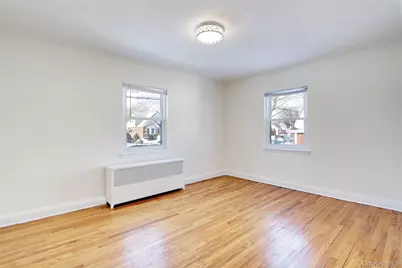 814 Benris Avenue, Franklin Square, NY 11010 - Photo 17