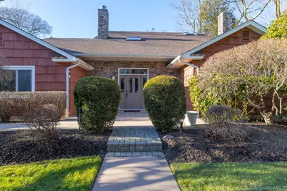 1 Cumberland Path, Setauket, NY 11733 - Photo 21