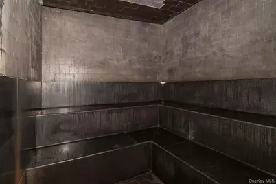 77 Charlton Street #N12A, New York, NY 10014 - Photo 25