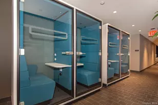 77 Charlton St, New York, NY 10014 - Photo 27