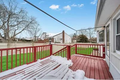 178 Gerhard Road, Plainview, NY 11803 - Photo 19