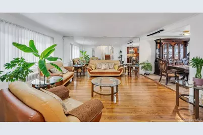 178 Gerhard Road, Plainview, NY 11803 - Photo 5