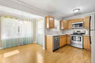 211 Oswego Ave, Medford, NY 11763 - Photo 15