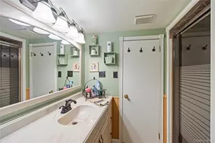 237 Linden St, Massapequa Park, NY 11762 - Photo 33