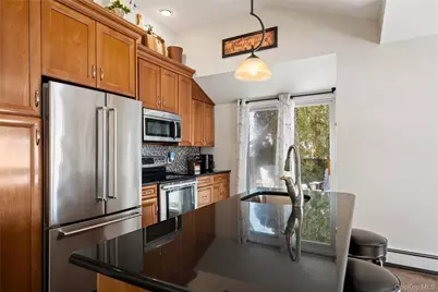 237 Linden Street, Massapequa Park, NY 11762 - Photo 13