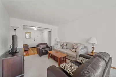 177 E Hartsdale Avenue #4X, Hartsdale, NY 10530 - Photo 5