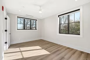 34 Clinton Ave, Dobbs Ferry, NY 10522 - Photo 7