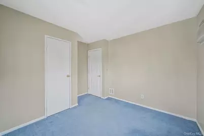 60 Liberty Avenue, North Babylon, NY 11703 - Photo 17