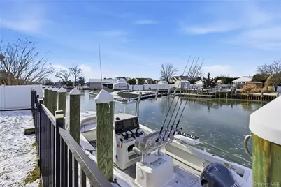 76 Alhambra Road, Massapequa, NY 11758 - Photo 21