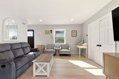 76 Alhambra Road, Massapequa, NY 11758 - Photo 5