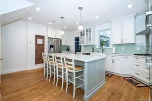 18 Bailey Pl, New Rochelle, NY 10801 - Photo 5