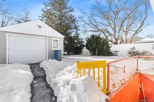 938 Wallace Ave, Baldwin, NY 11510 - Photo 9