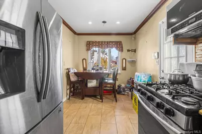 938 Wallace Avenue, Baldwin, NY 11510 - Photo 3