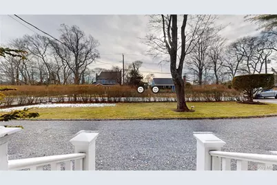 15 Walnut Avenue, East Quogue, NY 11942 - Photo 5