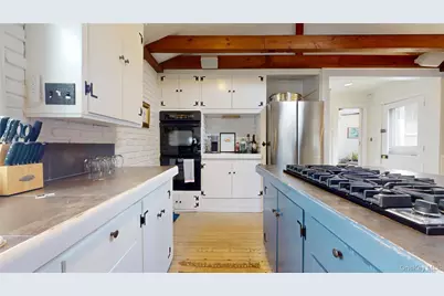 15 Walnut Avenue, East Quogue, NY 11942 - Photo 23