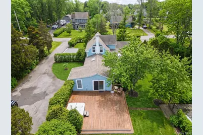 15 Walnut Avenue, East Quogue, NY 11942 - Photo 5