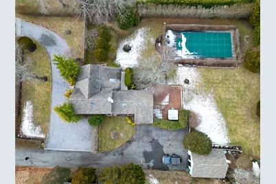 15 Walnut Avenue, East Quogue, NY 11942 - Photo 3