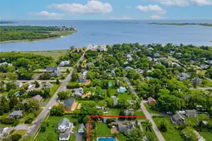 15 Walnut Ave, East Quogue, NY 11942 - Photo 9