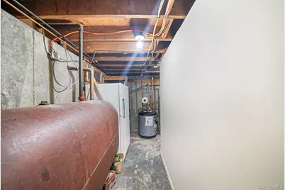 76 Hollywood Avenue, Selden, NY 11784 - Photo 37