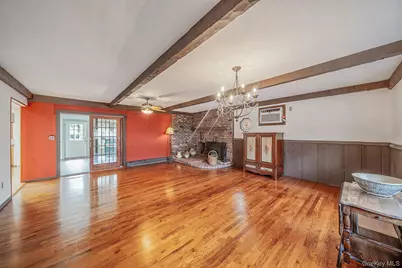 76 Hollywood Avenue, Selden, NY 11784 - Photo 21